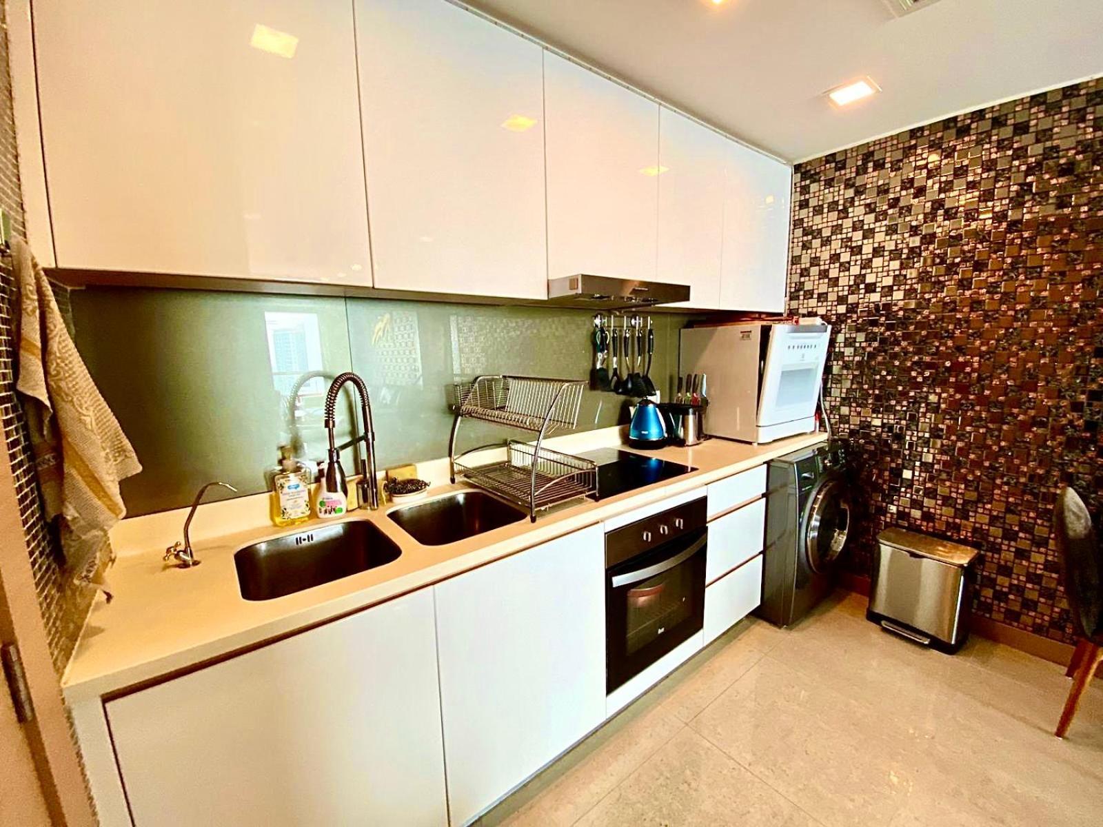 Lux Sl Luxury Style Of Life 5 Apartemen *